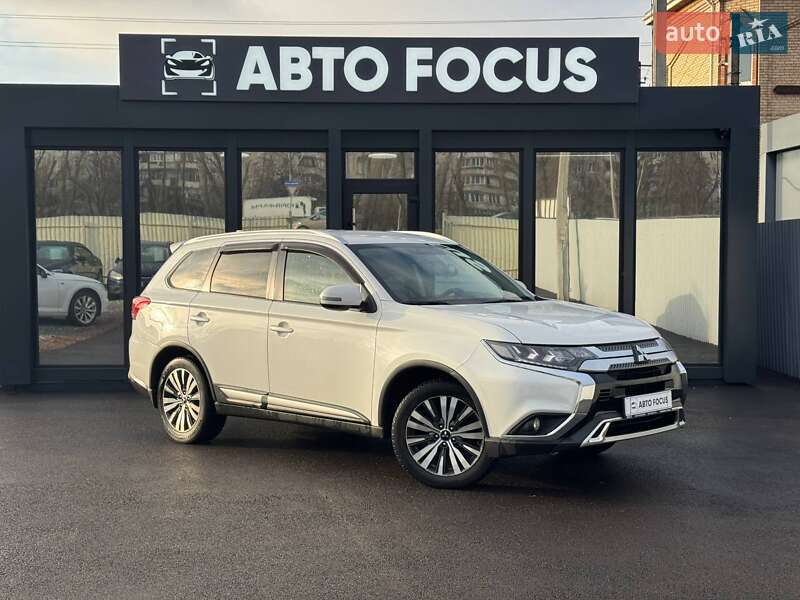 Mitsubishi Outlander 2019