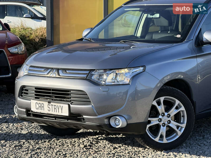 Внедорожник / Кроссовер Mitsubishi Outlander 2013 в Стрые фото 11 Внедорожник / Кроссовер Mitsubishi Outlander 2013 в Стрые