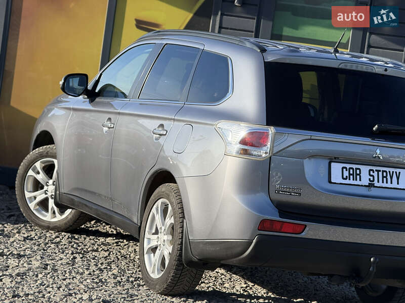 Внедорожник / Кроссовер Mitsubishi Outlander 2013 в Стрые фото 17 Внедорожник / Кроссовер Mitsubishi Outlander 2013 в Стрые