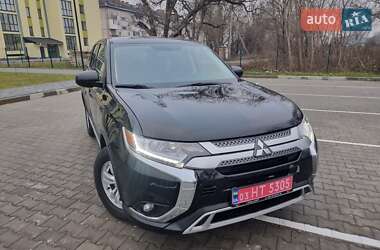 Позашляховик / Кросовер Mitsubishi Outlander 2020 в Ковелі
