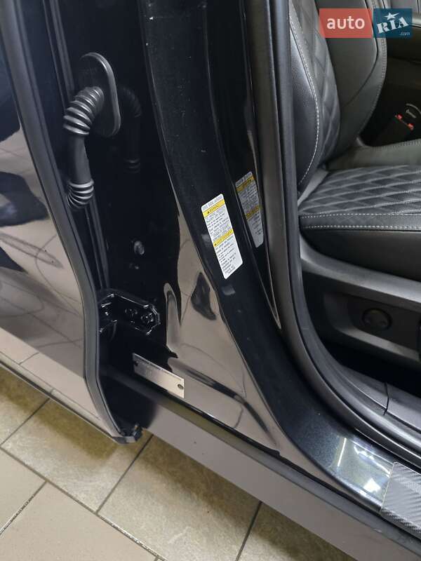 Позашляховик / Кросовер Mitsubishi Outlander 2023 в Кривому Розі