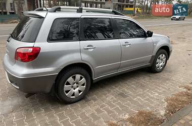 Позашляховик / Кросовер Mitsubishi Outlander 2007 в Бучі