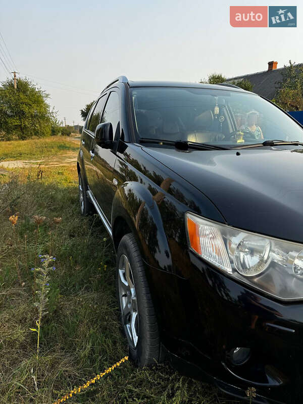 Позашляховик / Кросовер Mitsubishi Outlander 2007 в Шепетівці