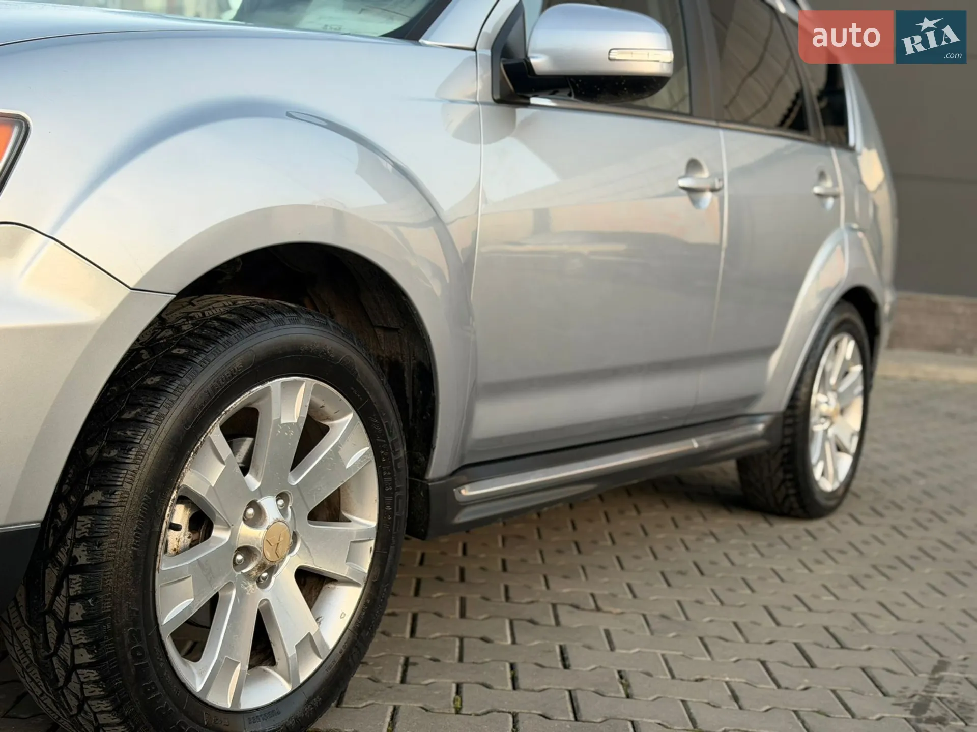 2010 Mitsubishi Outlander - мініатюра 10