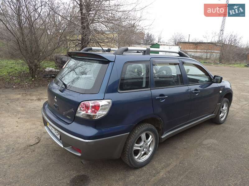 Позашляховик / Кросовер Mitsubishi Outlander 2003 в Миколаєві