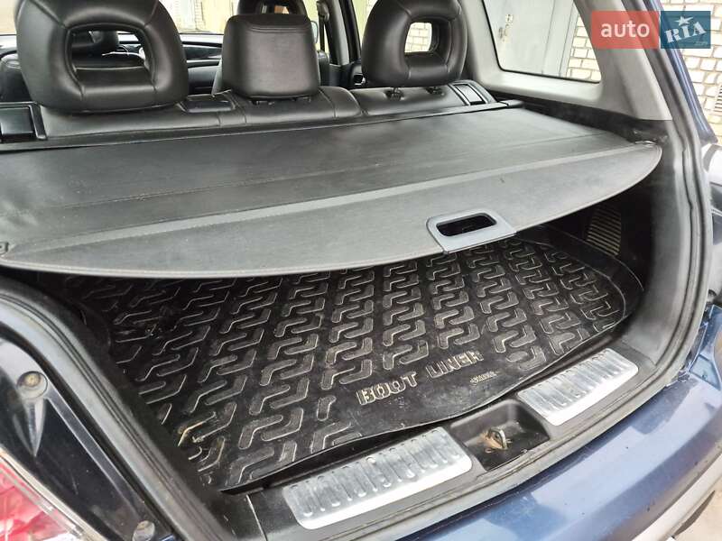 Позашляховик / Кросовер Mitsubishi Outlander 2003 в Миколаєві