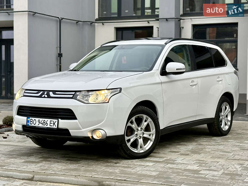 Внедорожник / Кроссовер Mitsubishi Outlander 2012 в Тернополе