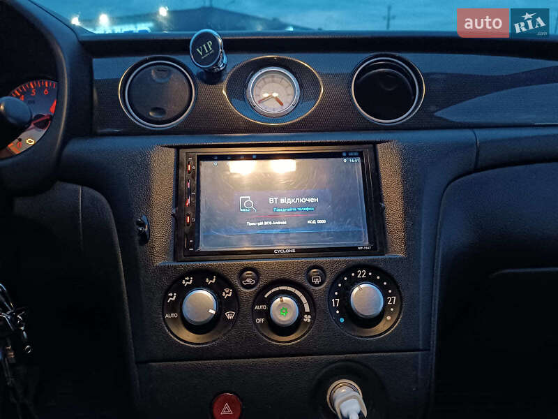 Позашляховик / Кросовер Mitsubishi Outlander 2008 в Львові