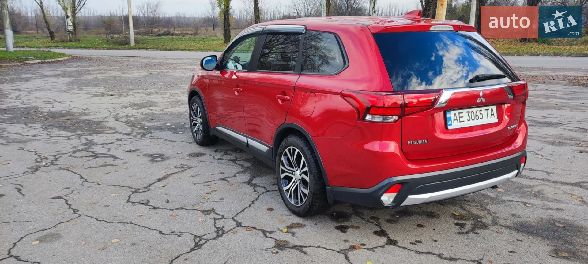 2017 Mitsubishi Outlander - мініатюра 4