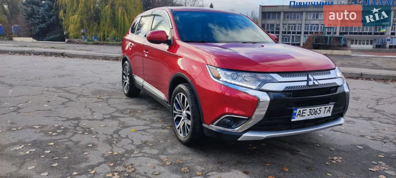 2017 Mitsubishi Outlander - мініатюра 27