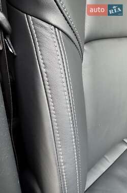 Внедорожник / Кроссовер Mitsubishi Outlander 2018 в Киеве