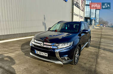 Позашляховик / Кросовер Mitsubishi Outlander 2016 в Чернівцях
