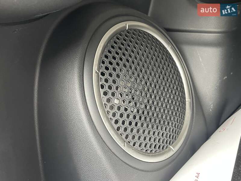 Позашляховик / Кросовер Mitsubishi Outlander 2018 в Миколаєві