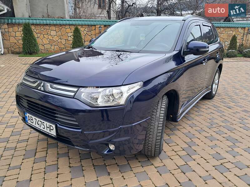 Позашляховик / Кросовер Mitsubishi Outlander 2013 в Могилів-Подільському