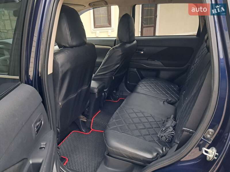 Позашляховик / Кросовер Mitsubishi Outlander 2013 в Могилів-Подільському