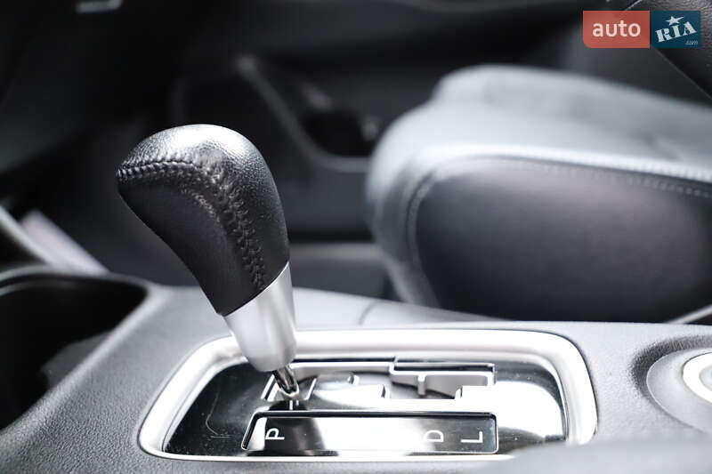 Позашляховик / Кросовер Mitsubishi Outlander 2015 в Трускавці фото 88 Позашляховик / Кросовер Mitsubishi Outlander 2015 в Трускавці