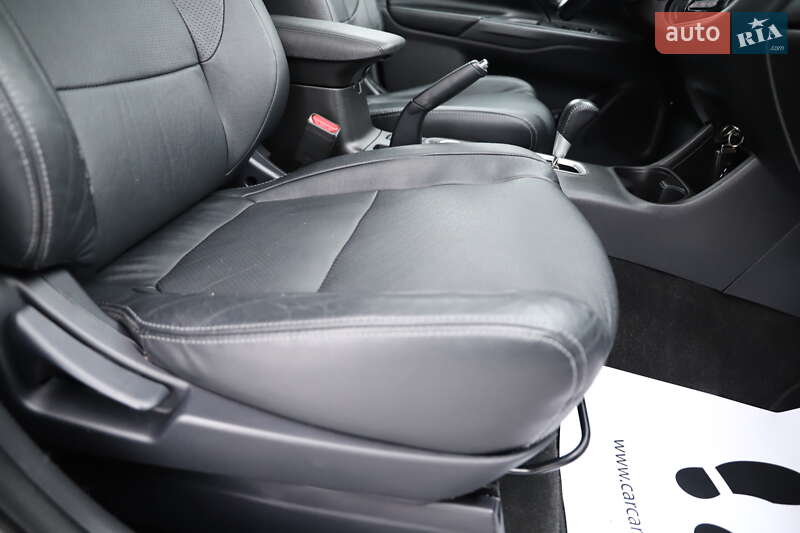 Позашляховик / Кросовер Mitsubishi Outlander 2015 в Трускавці фото 98 Позашляховик / Кросовер Mitsubishi Outlander 2015 в Трускавці