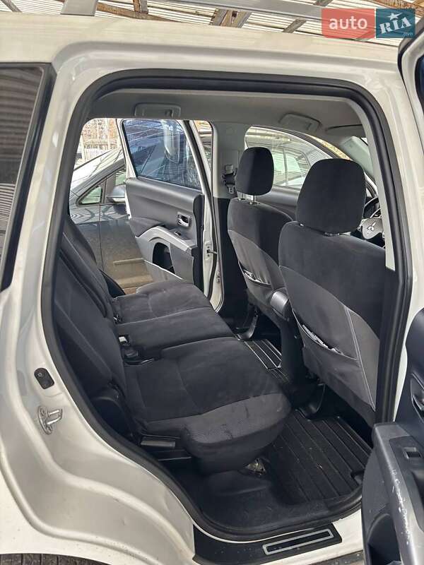 Позашляховик / Кросовер Mitsubishi Outlander 2006 в Трускавці