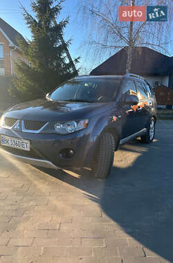 Позашляховик / Кросовер Mitsubishi Outlander 2007 в Сарнах