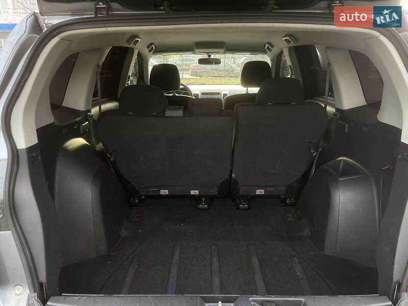 Внедорожник / Кроссовер Mitsubishi Outlander 2006 в Киеве