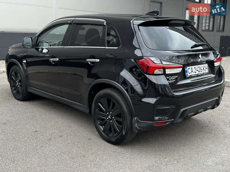 Позашляховик / Кросовер Mitsubishi Outlander 2019 в Києві фото 6 Позашляховик / Кросовер Mitsubishi Outlander 2019 в Києві