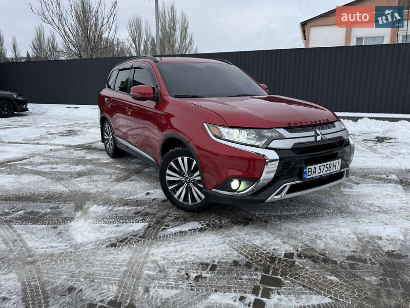 Mitsubishi Outlander 2019
