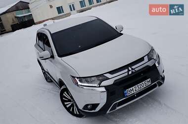 Внедорожник / Кроссовер Mitsubishi Outlander 2018 в Шостке