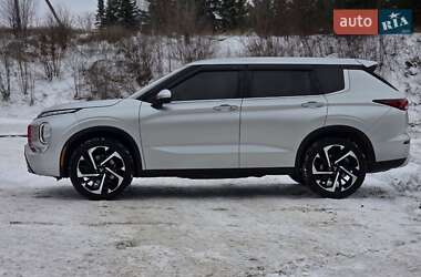 Позашляховик / Кросовер Mitsubishi Outlander 2021 в Тернополі