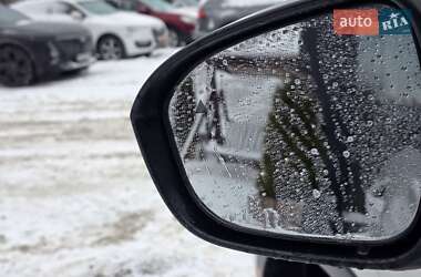 Позашляховик / Кросовер Mitsubishi Outlander 2021 в Тернополі