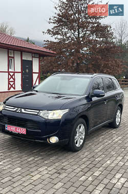 Внедорожник / Кроссовер Mitsubishi Outlander 2013 в Мукачево