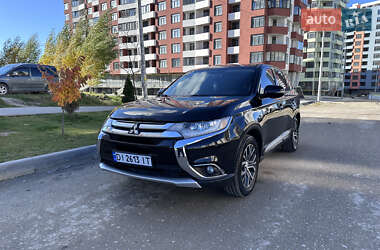 Внедорожник / Кроссовер Mitsubishi Outlander 2015 в Тернополе