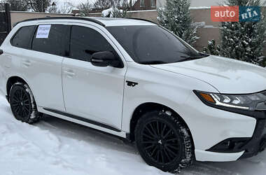 Позашляховик / Кросовер Mitsubishi Outlander 2021 в Дніпрі