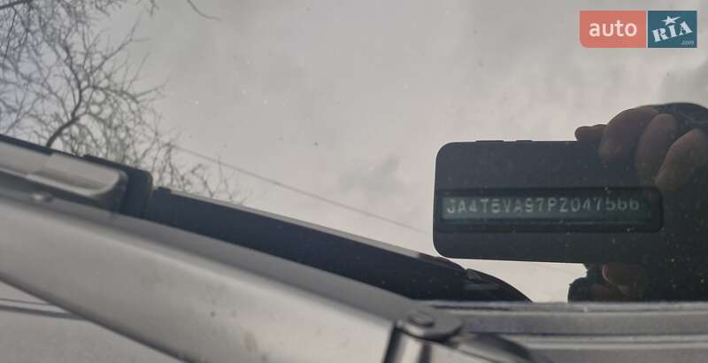 Позашляховик / Кросовер Mitsubishi Outlander 2023 в Одесі