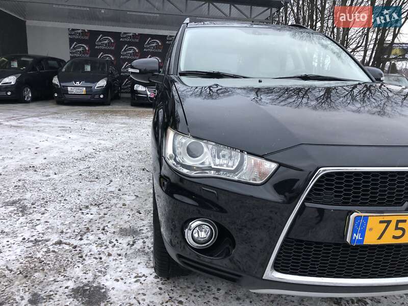 Позашляховик / Кросовер Mitsubishi Outlander 2012 в Івано-Франківську