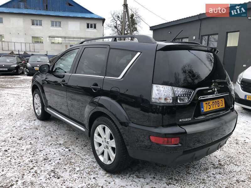 Позашляховик / Кросовер Mitsubishi Outlander 2012 в Івано-Франківську