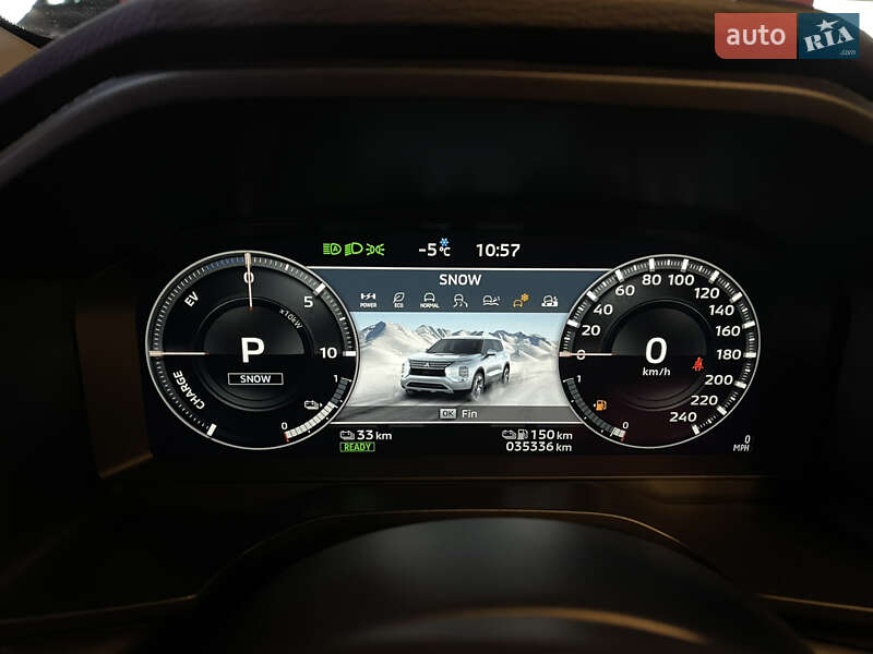 Позашляховик / Кросовер Mitsubishi Outlander 2024 в Львові