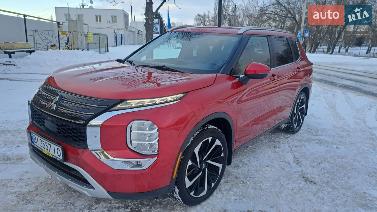 2021 Mitsubishi Outlander - мініатюра 11