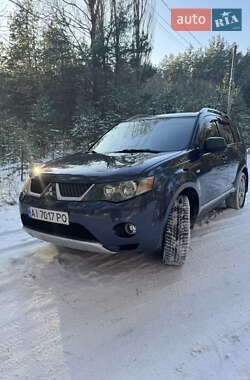 Внедорожник / Кроссовер Mitsubishi Outlander 2008 в Киеве