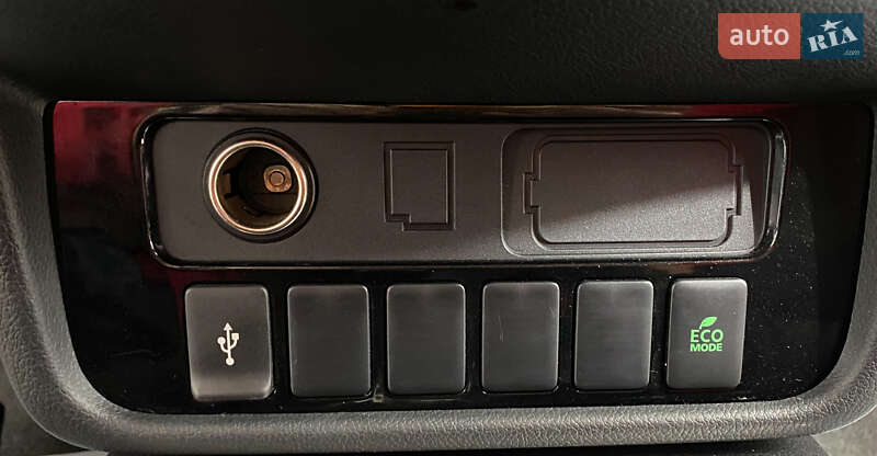 Позашляховик / Кросовер Mitsubishi Outlander 2020 в Львові