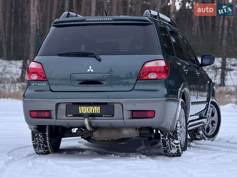 Позашляховик / Кросовер Mitsubishi Outlander 2006 в Києві