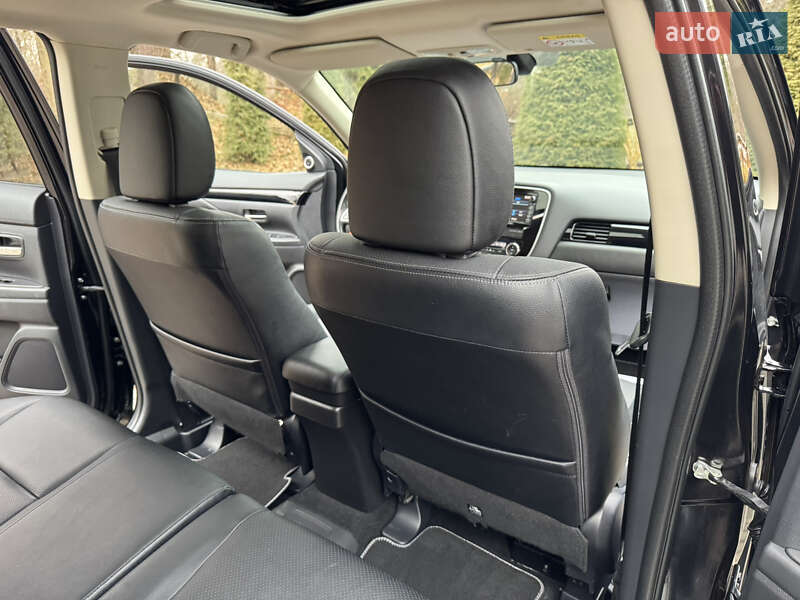 Внедорожник / Кроссовер Mitsubishi Outlander 2014 в Дрогобыче