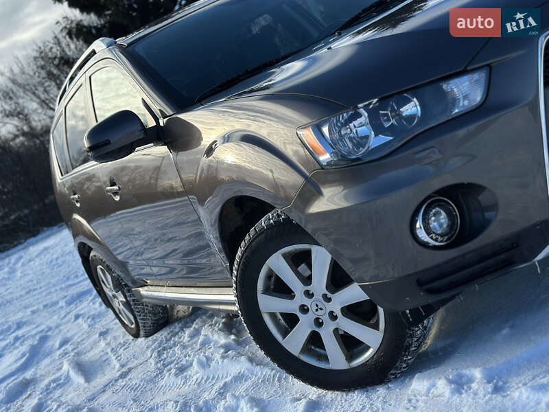 Позашляховик / Кросовер Mitsubishi Outlander 2011 в Бердичеві