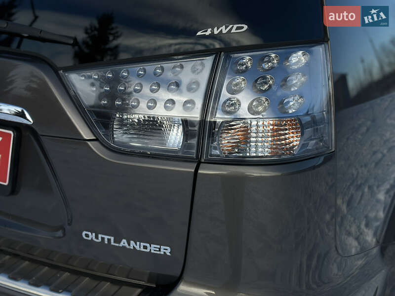 Позашляховик / Кросовер Mitsubishi Outlander 2011 в Бердичеві
