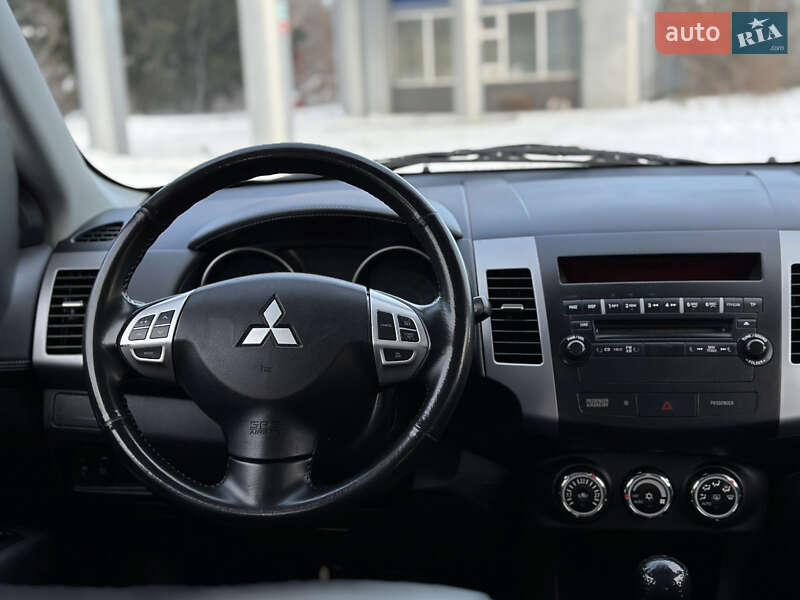 Позашляховик / Кросовер Mitsubishi Outlander 2011 в Бердичеві
