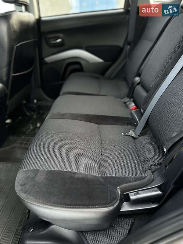 Позашляховик / Кросовер Mitsubishi Outlander 2011 в Бердичеві