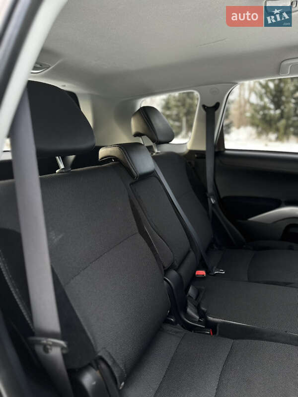 Позашляховик / Кросовер Mitsubishi Outlander 2011 в Бердичеві