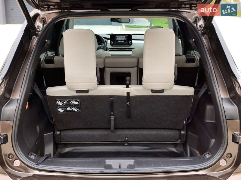 Позашляховик / Кросовер Mitsubishi Outlander 2022 в Івано-Франківську