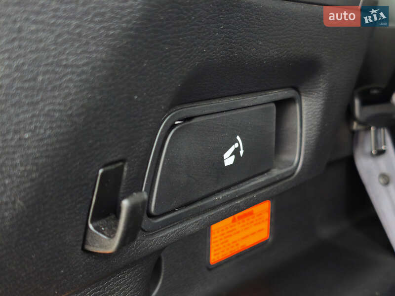 Позашляховик / Кросовер Mitsubishi Outlander 2022 в Івано-Франківську