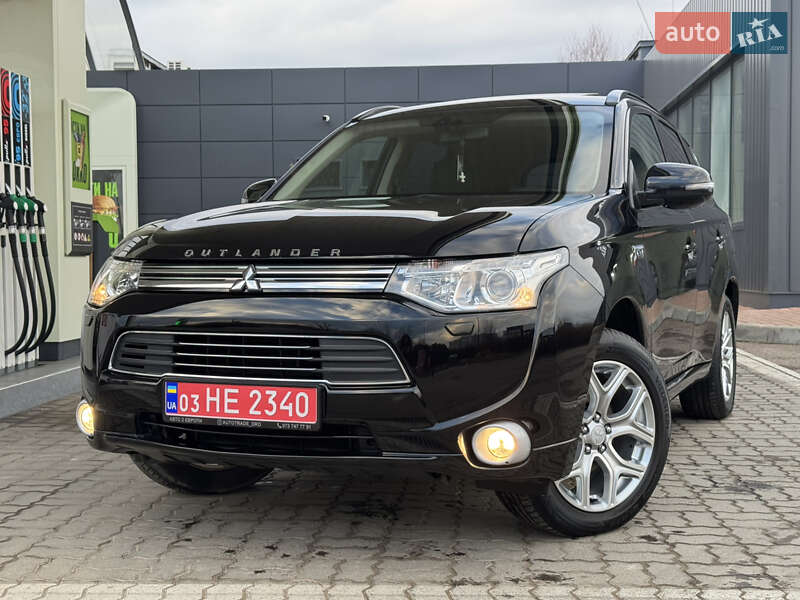 Позашляховик / Кросовер Mitsubishi Outlander 2014 в Дрогобичі