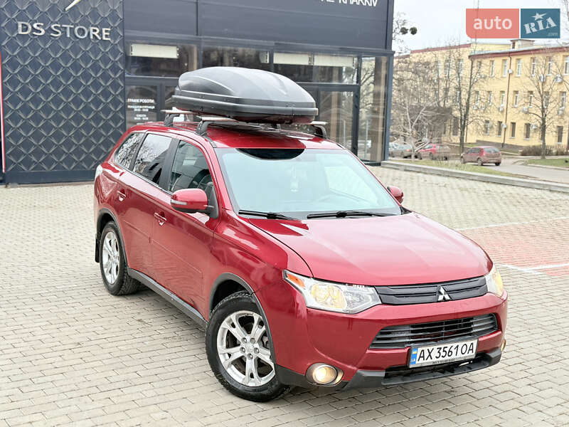 Внедорожник / Кроссовер Mitsubishi Outlander 2014 в Харькове